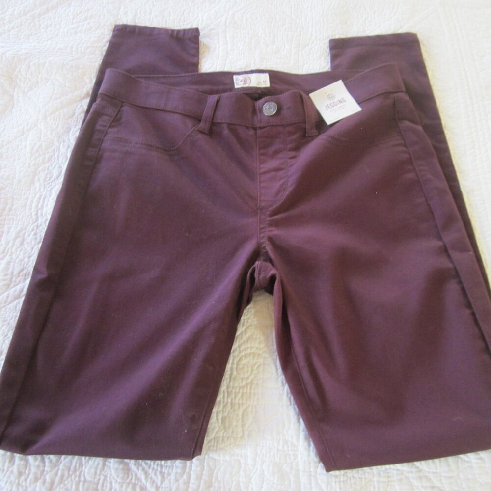 SO Pants M Low Rise Jeggings Wine Rinse/Purple
